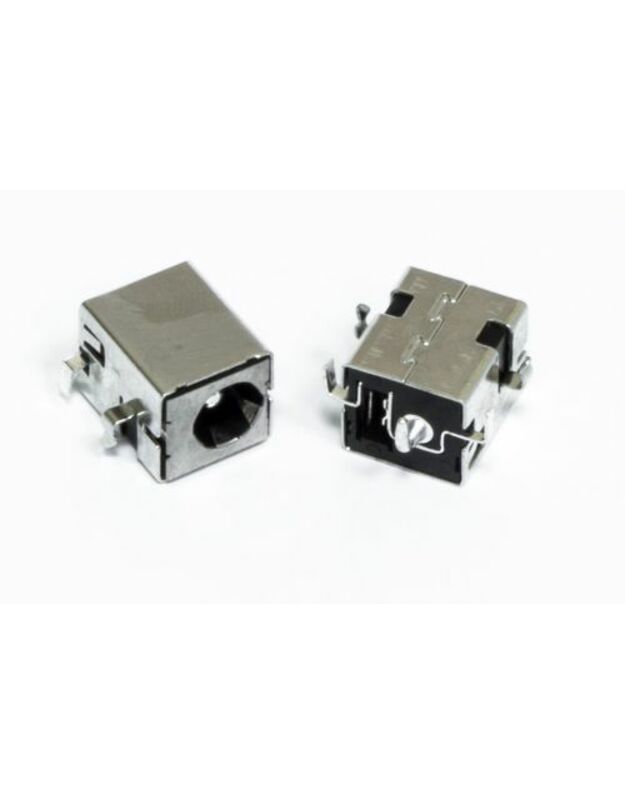 Maitinimo lizdas, ALIENWARE Area-51: M3200, M5550, M5700